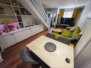 Photo 17- click for photo gallery